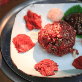 19:00 夜ごはん ジョンウ馬肉ガーデン（정우말가든） 이미지 1