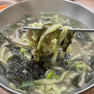 11:00 昼ごはん ハルバンミルミョンモスルポ本店（하르방밀면 모슬포 본점） 이미지 2