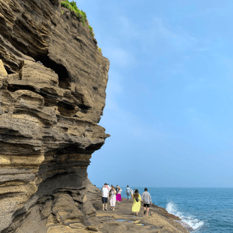 12:00 済州の自然を満喫する ヨンモリ海岸（용머리해안） 이미지 1
