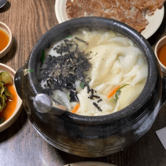 12:30 昼ごはん 三清洞スジェビ（삼청동수제비） 이미지 1