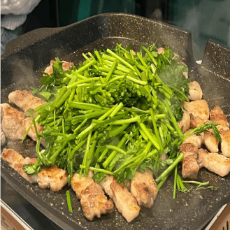 12:00 昼ごはん プルトゥヌンデジ（풀뜯는돼지） 이미지 1