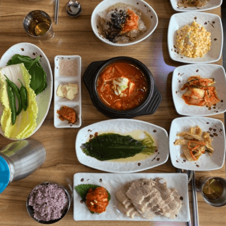 弘大のホテルにチェックイン＆昼ごはん - 画像 1
