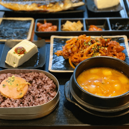 弘大でおいしい定食を堪能 - 画像 1