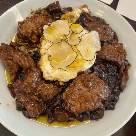 一度食べたら忘れられない絶品ジャジャン麺