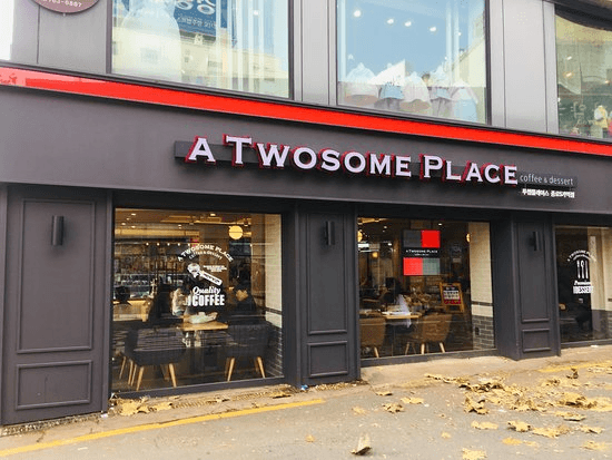 トゥーサムプレイス 店舗