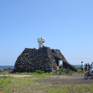 13:00 灯台と隠れハートを見る マンル灯台（망루등대）