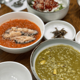 11:00 昼ごはん 道頭海女の家（도두해녀의집）