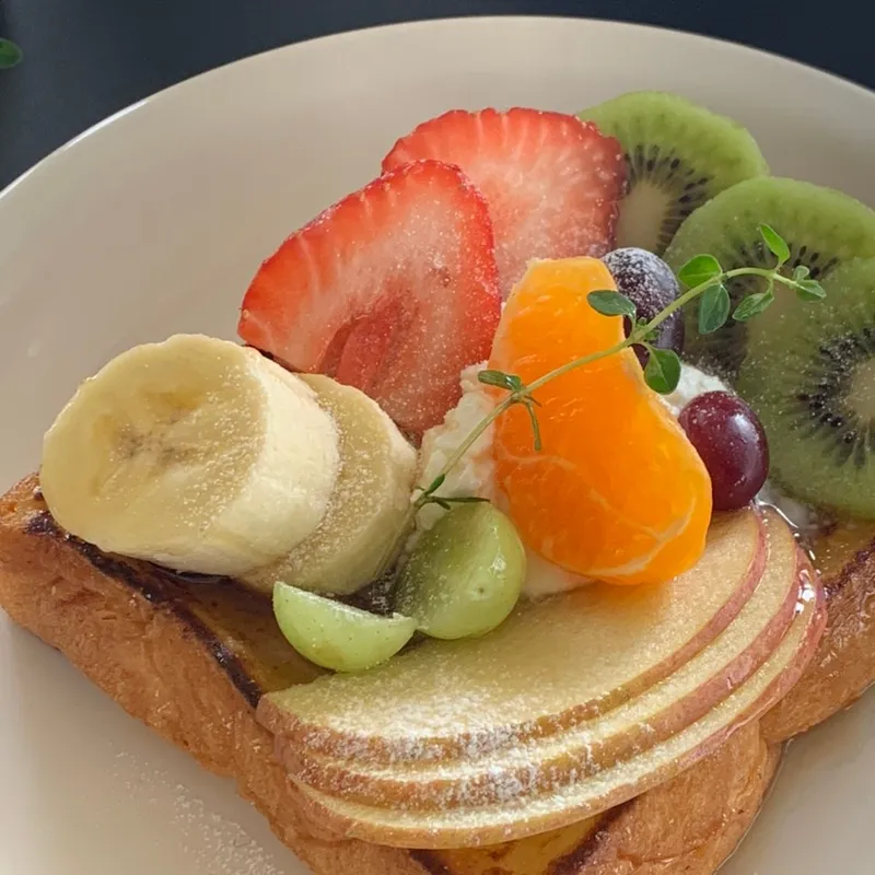 フルーツフレンチトースト