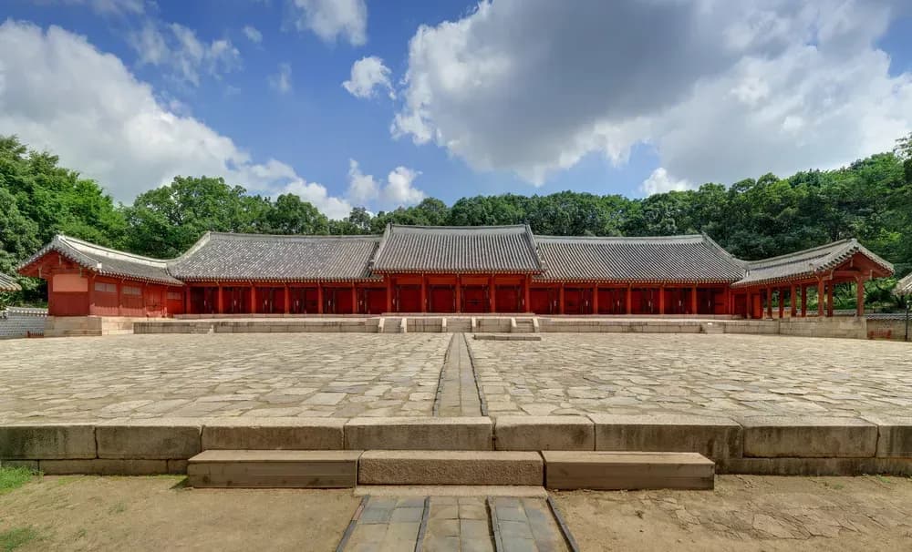 「ユネスコ世界文化遺産」に認定されている朝鮮時代の霊廟