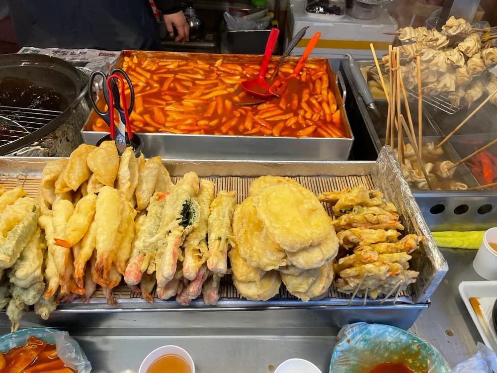 明洞屋台通り