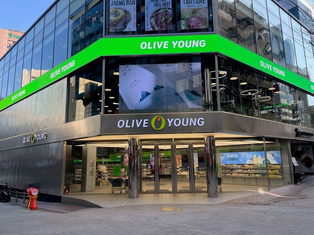 韓国オリーブヤング「店内トイレ設置」