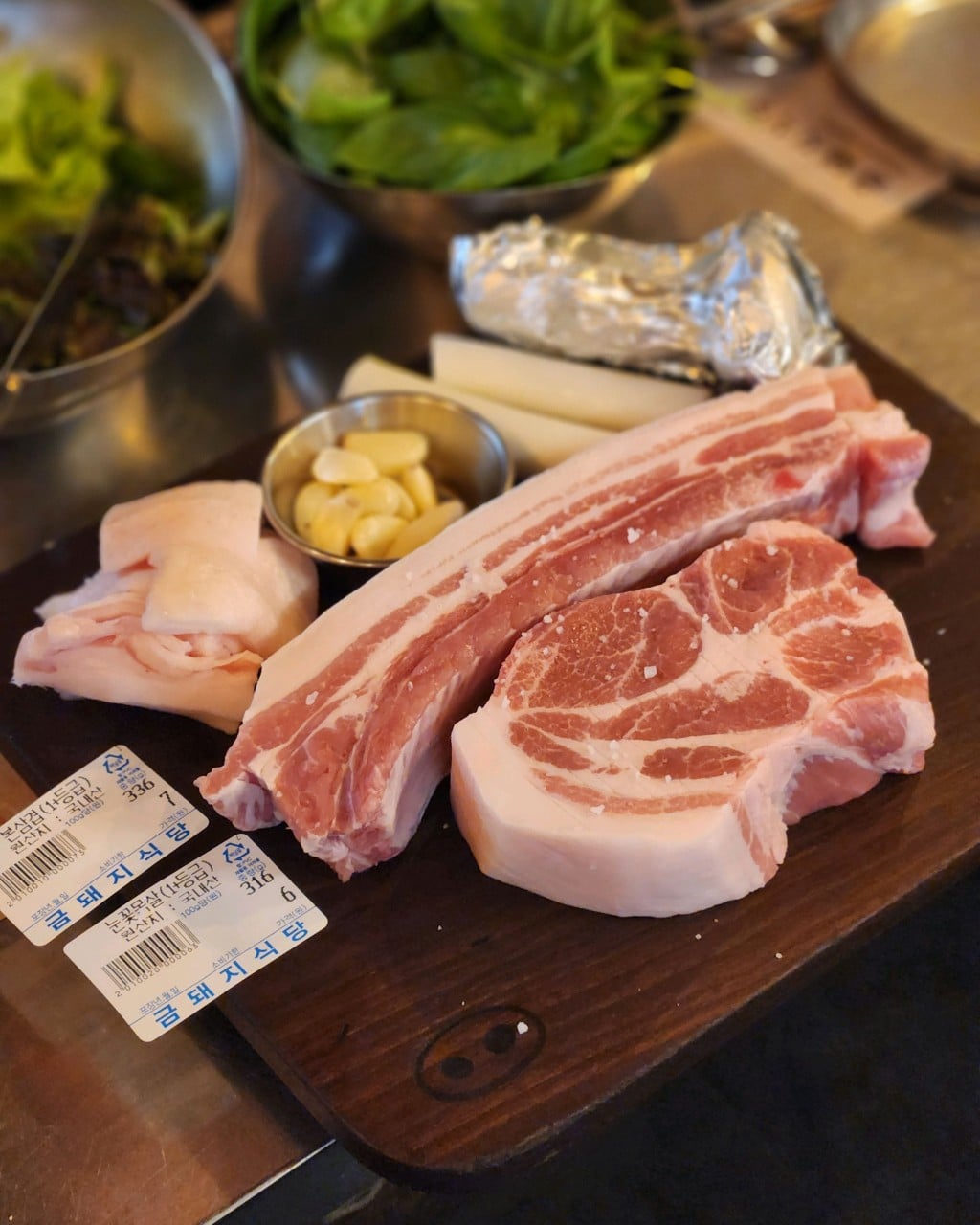 クムテジ食堂 배경 이미지