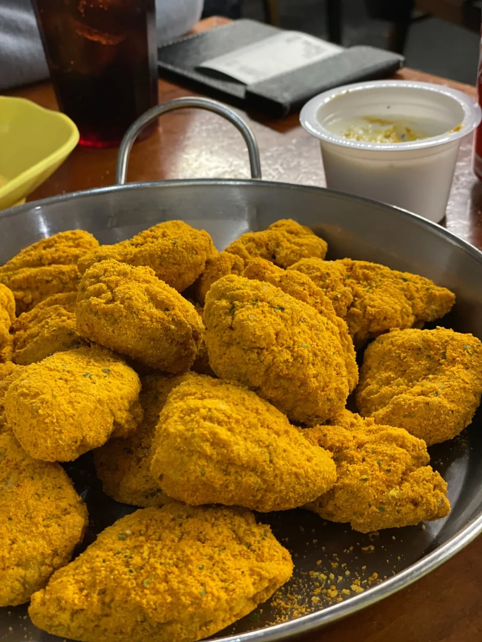 BHCチキン 明洞本店 배경 이미지