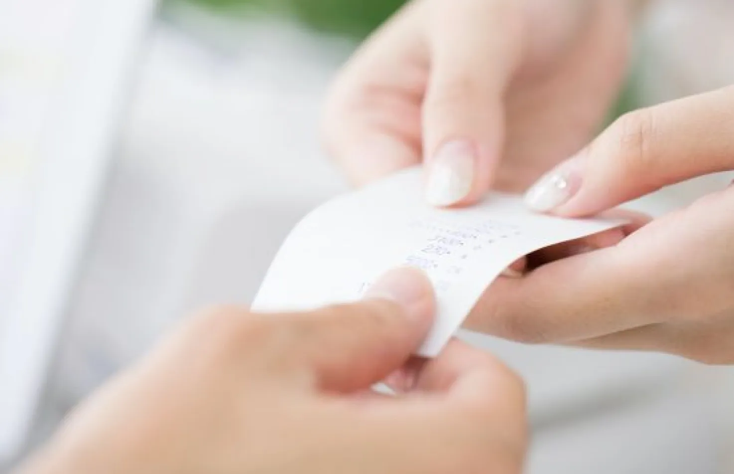 旅行中は必ずレシートを貰って、合っているかその場で確認 !