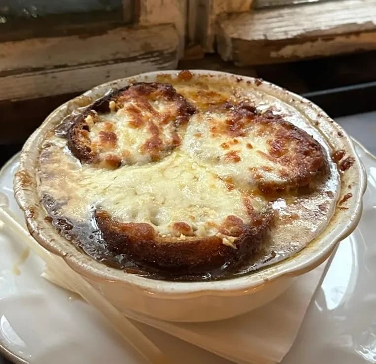 オニオンスープ