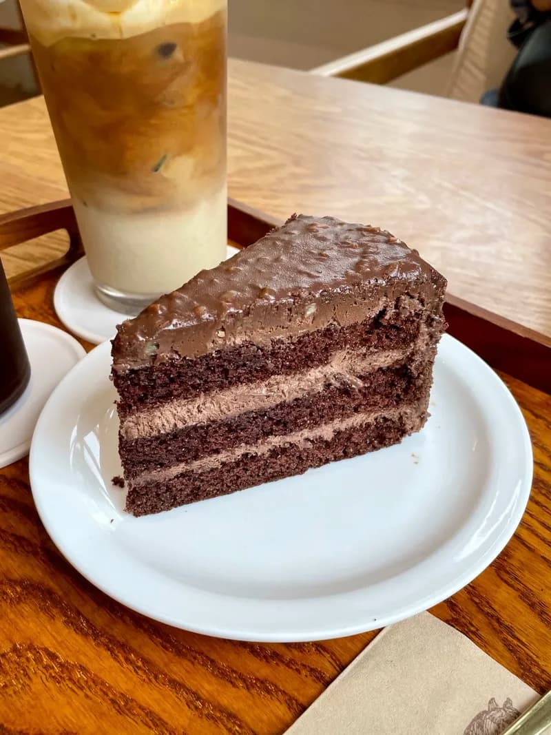 フェレロロシェケーキ