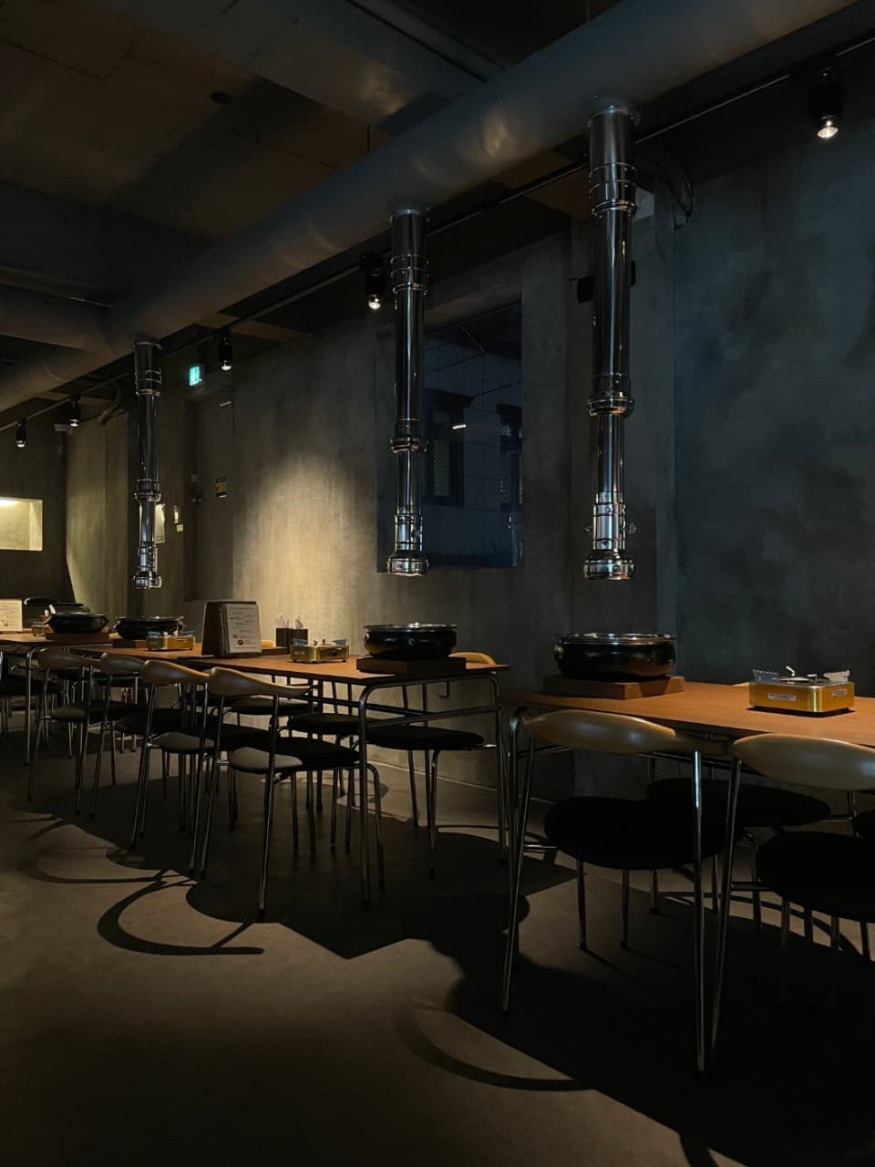 デートにもぴったりのモダンでおしゃれな雰囲気