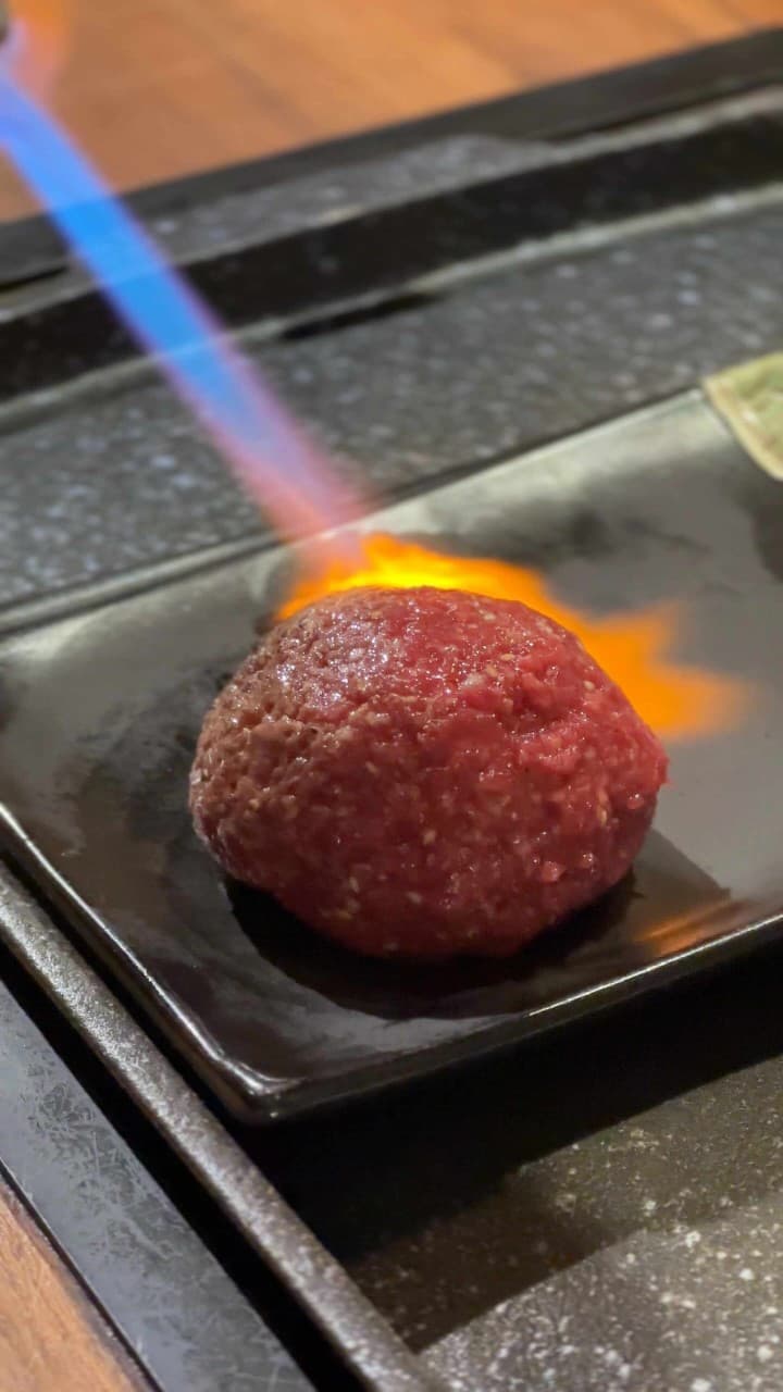 ランチ限定の「お肉を楽しむビビンバ」