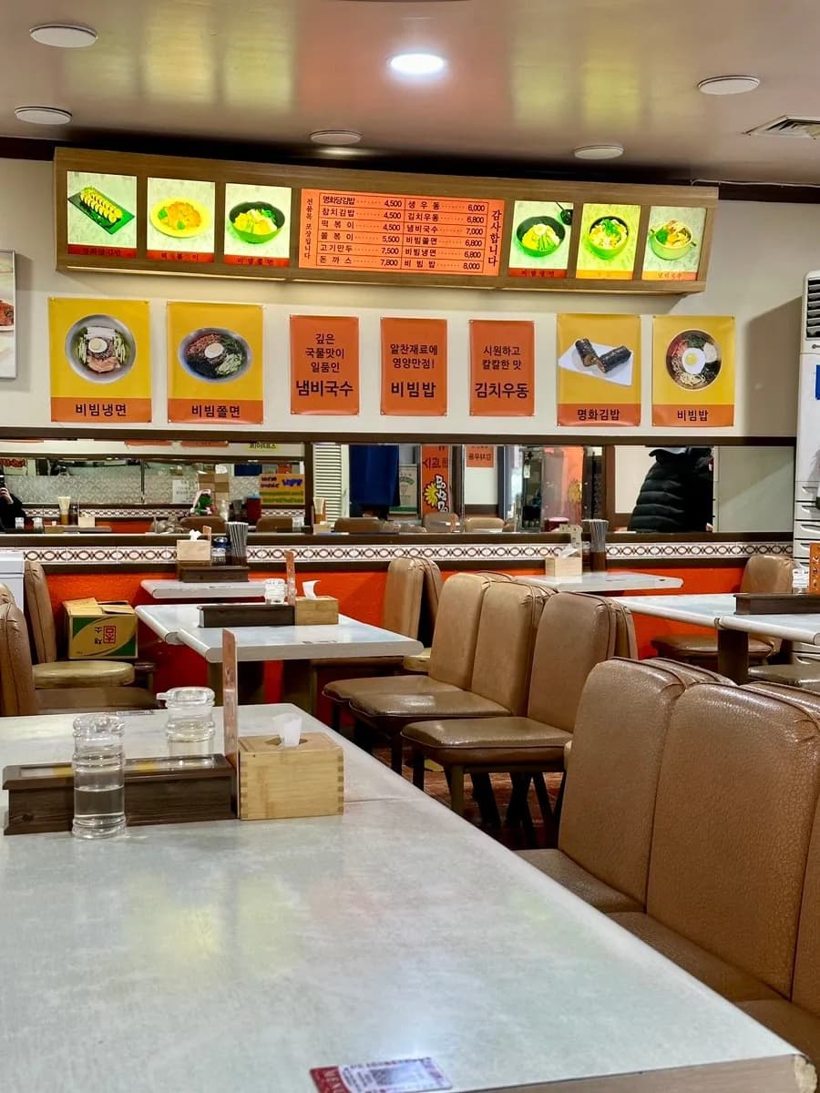 おひとり様から家族連れまで「気軽に利用できるお店」