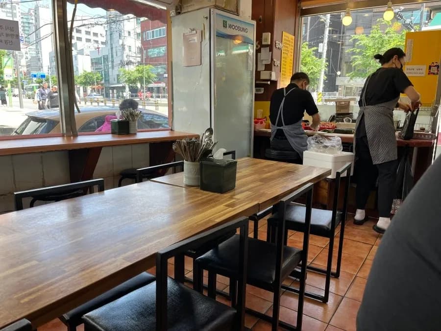 イートインも、テイクアウトも可能