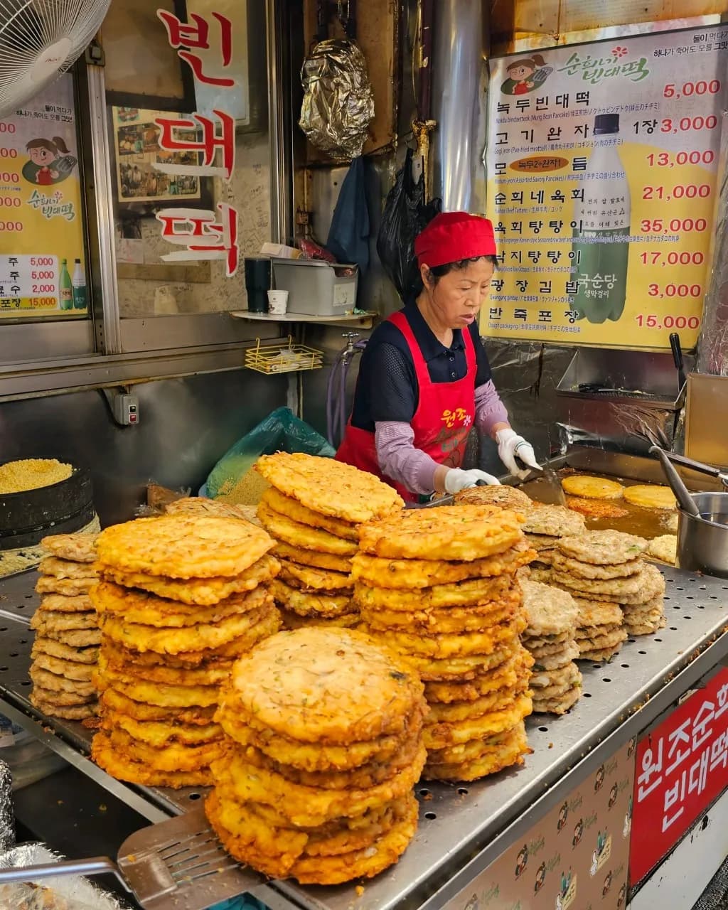 油でカリッカリに焼き上げた絶品チヂミ