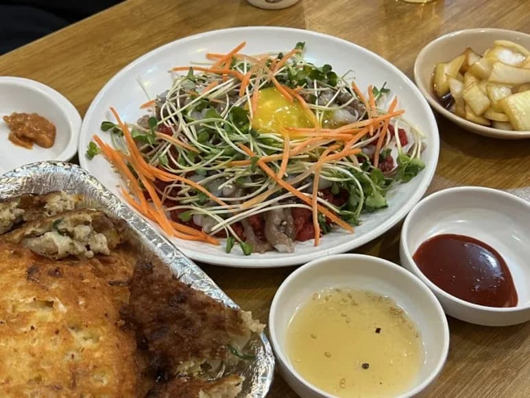 「ユッケタンタンイ」もおすすめ