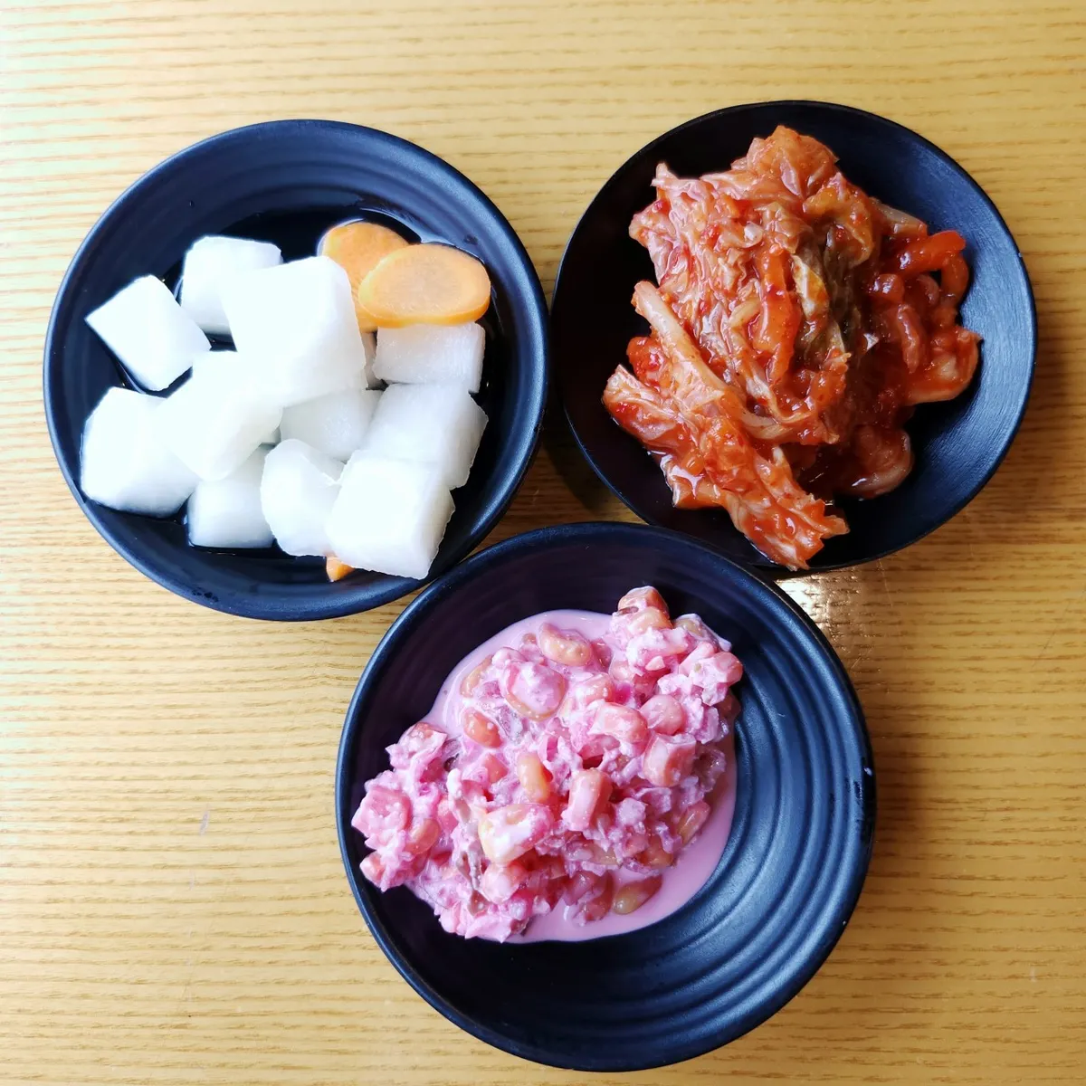 ご飯とおかずは食べ放題