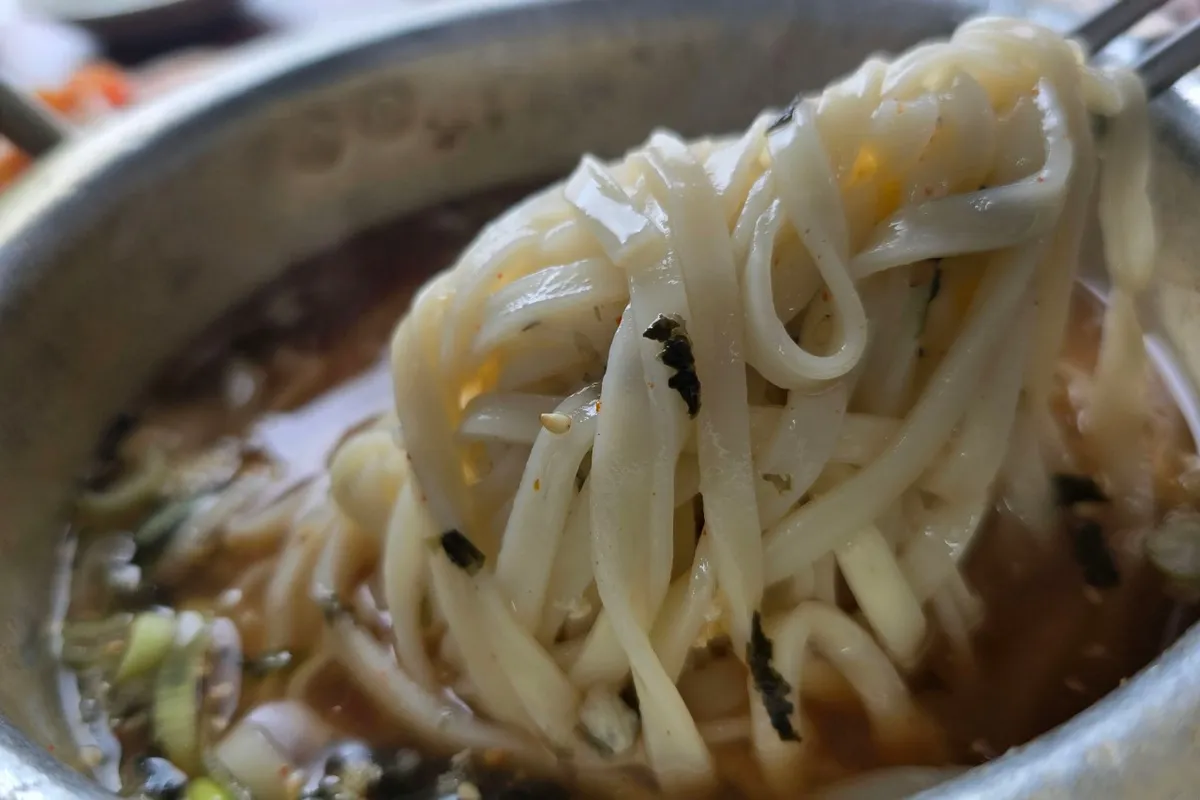 一度は必ず食べるべき「カルグクス」