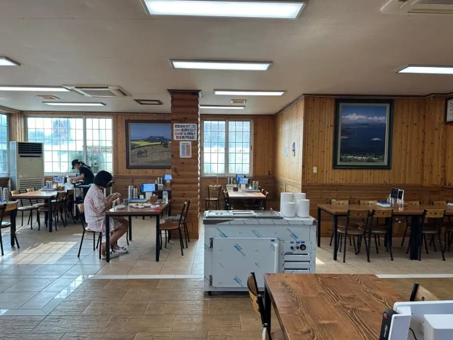 麺も調味料も手作りで、地元の味を堪能できる