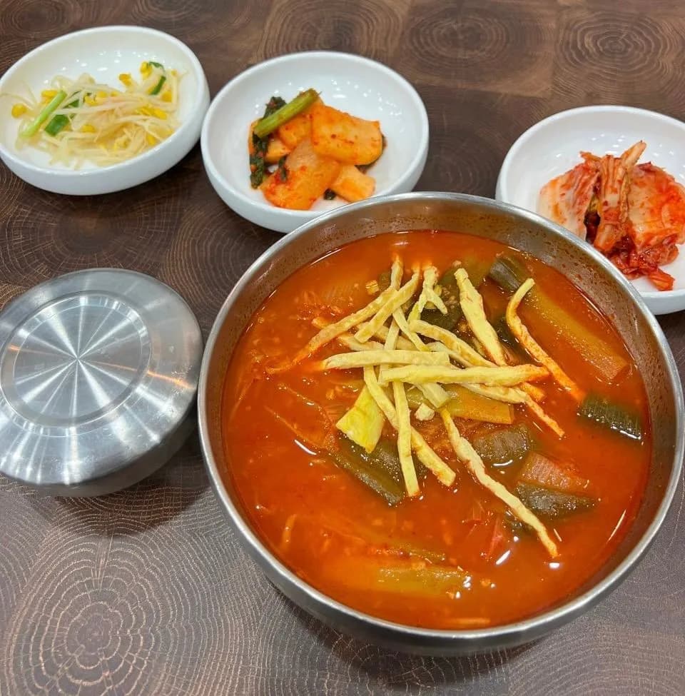 ブルーリボンに5年連続で選ばれるユッケジャンの名店