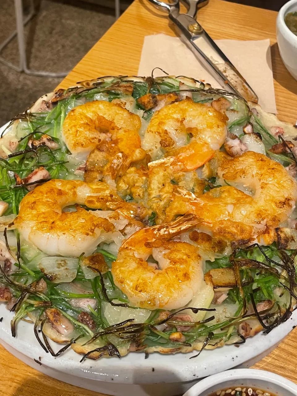 必ず食べるべきカリッカリの「ニラチヂミ」