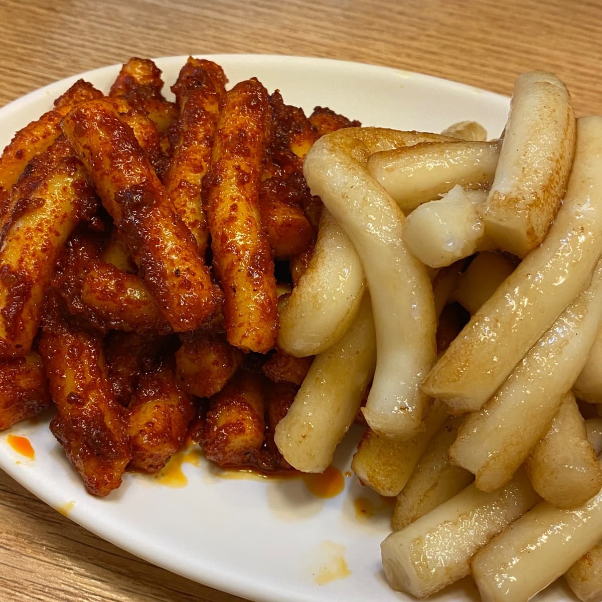 2つの味を交互に食べるのが「ツウの楽しみ方」