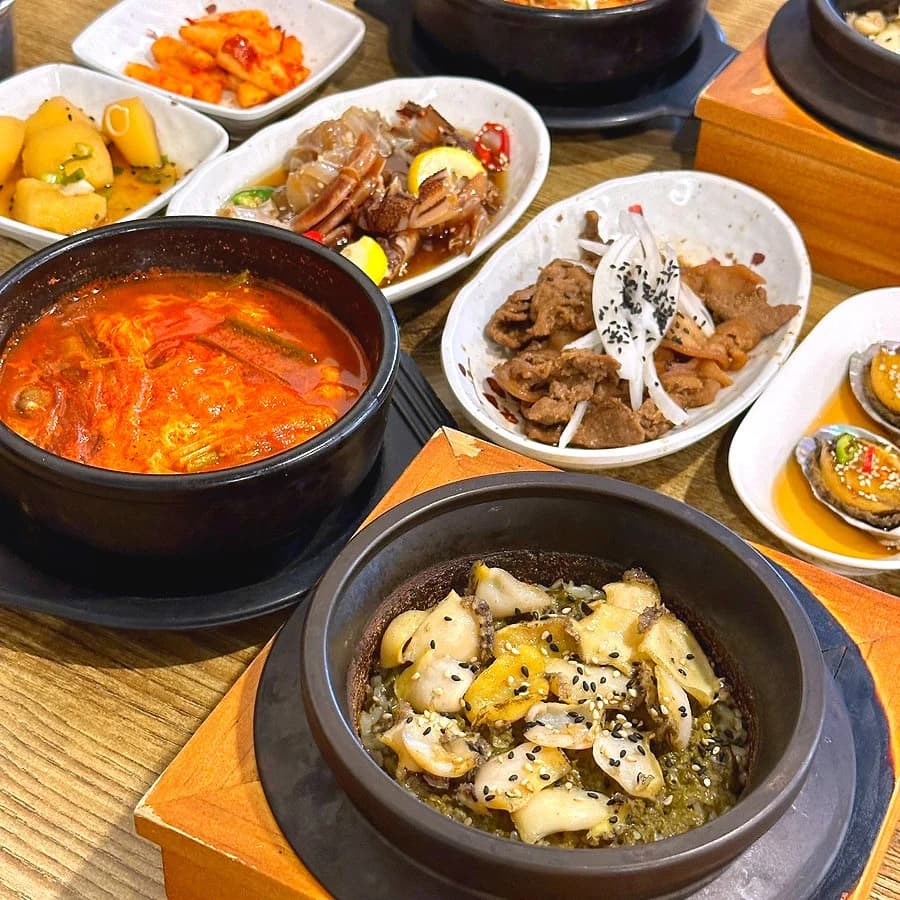 チャンモ食卓