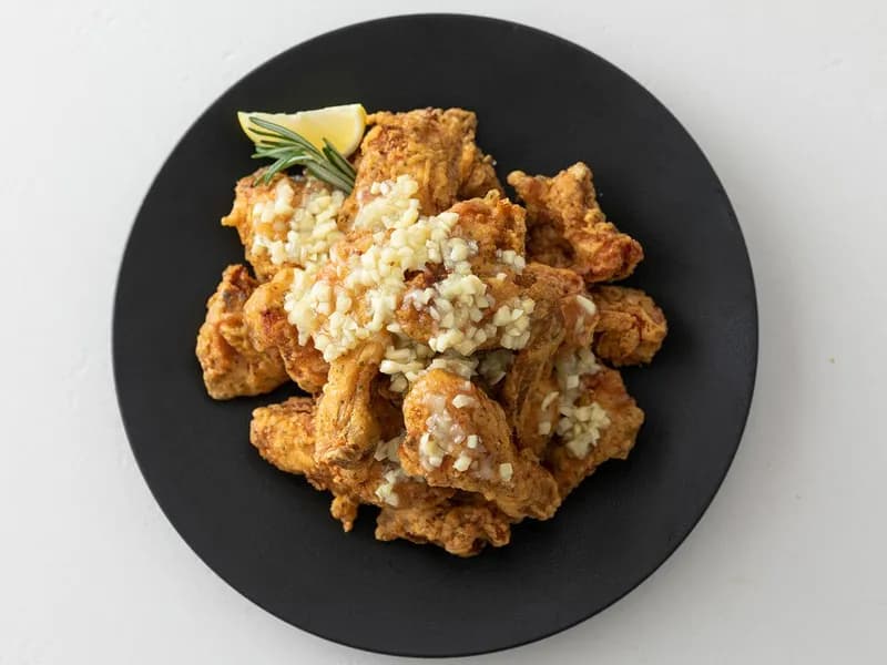 ニンニクフライドチキン