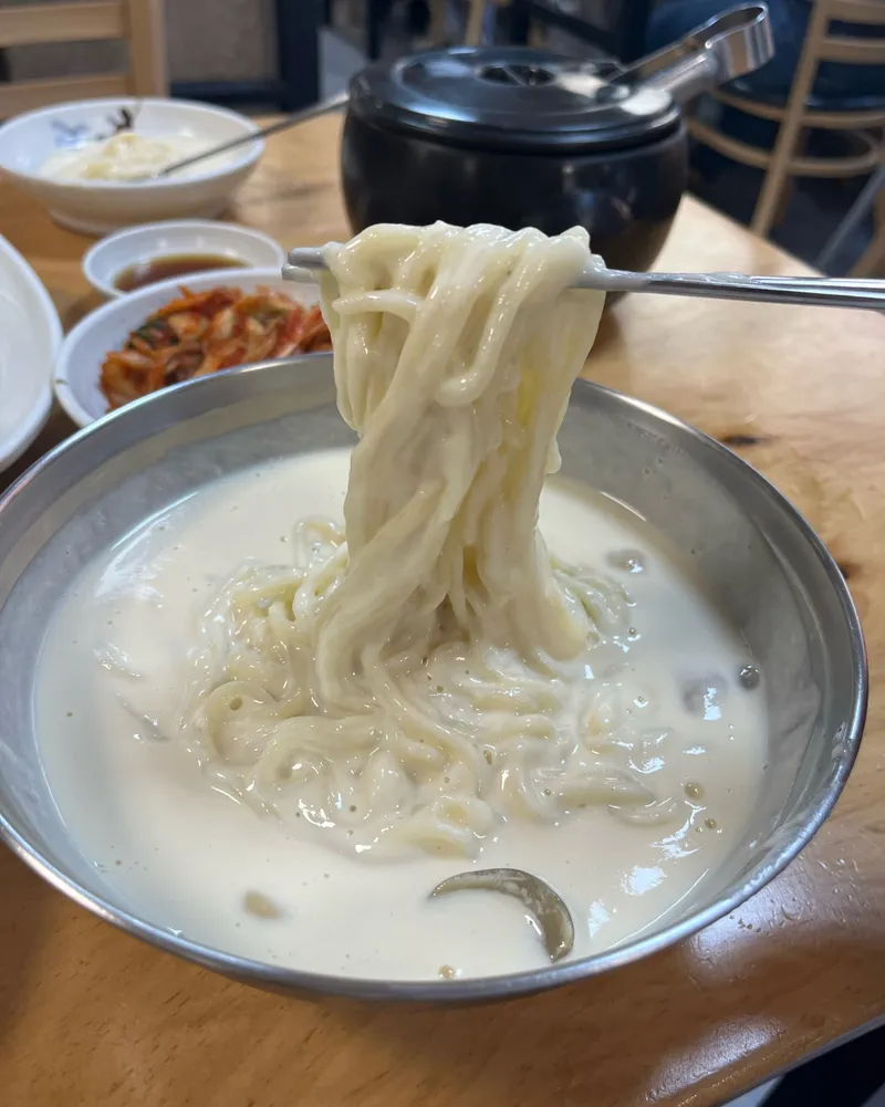 豆乳冷麺