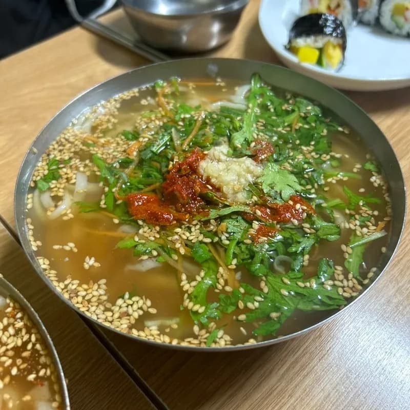 韓国式手打ち麺