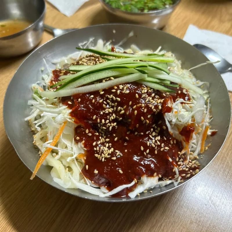 ピリ辛混ぜ手打ち麺