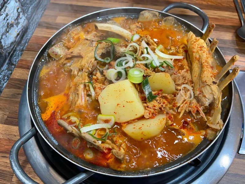 豚背肉煮込み鍋