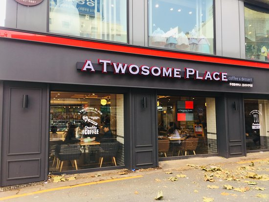 トゥーサムプレイス 店舗